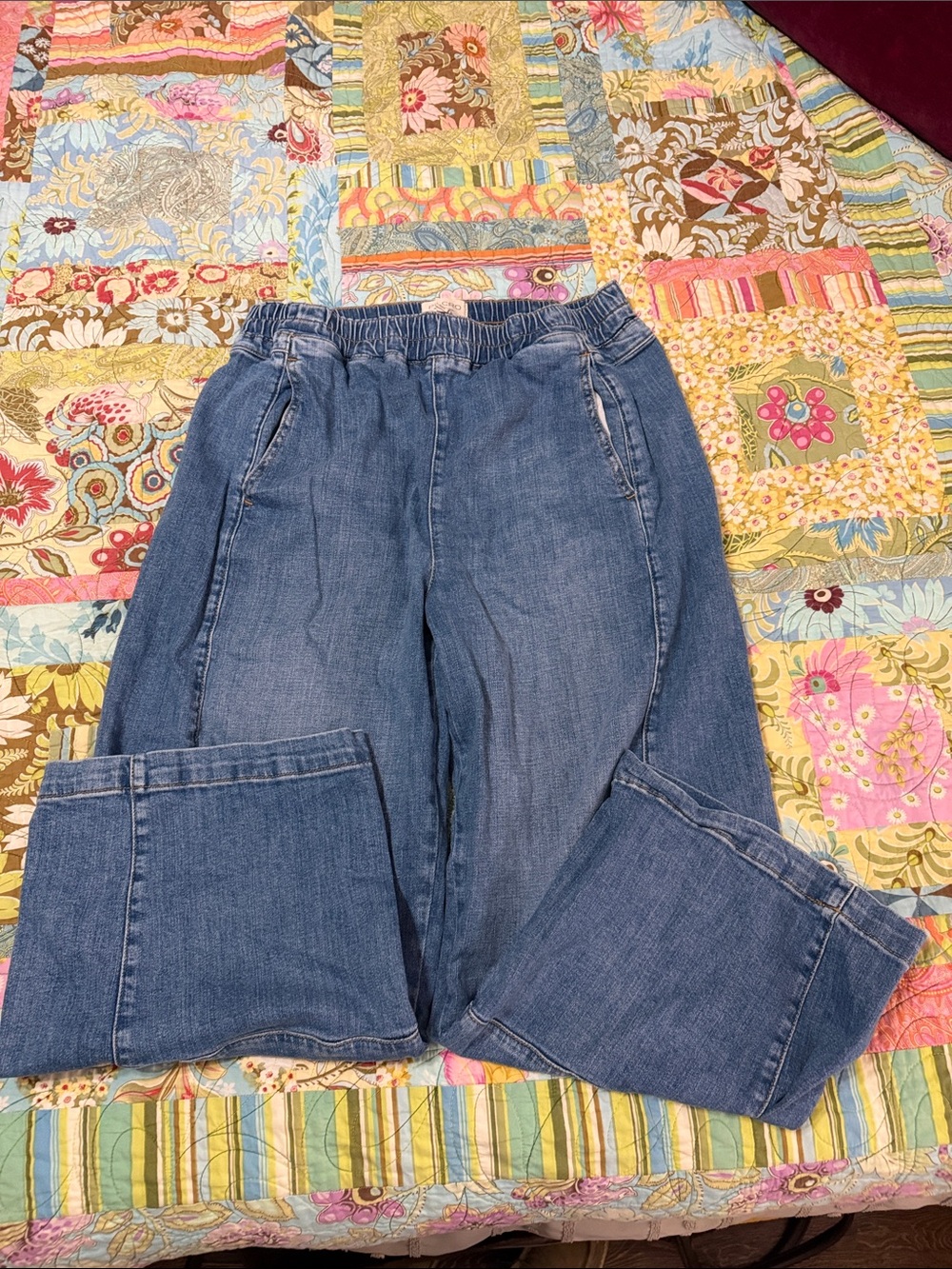 Pilcro Relaxed Elastic-Waist Barrel Denim Jeans